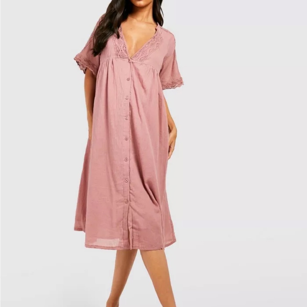 Boohoo maternity dress